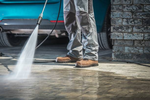 Best Graffiti Removal  in Galveston, IN